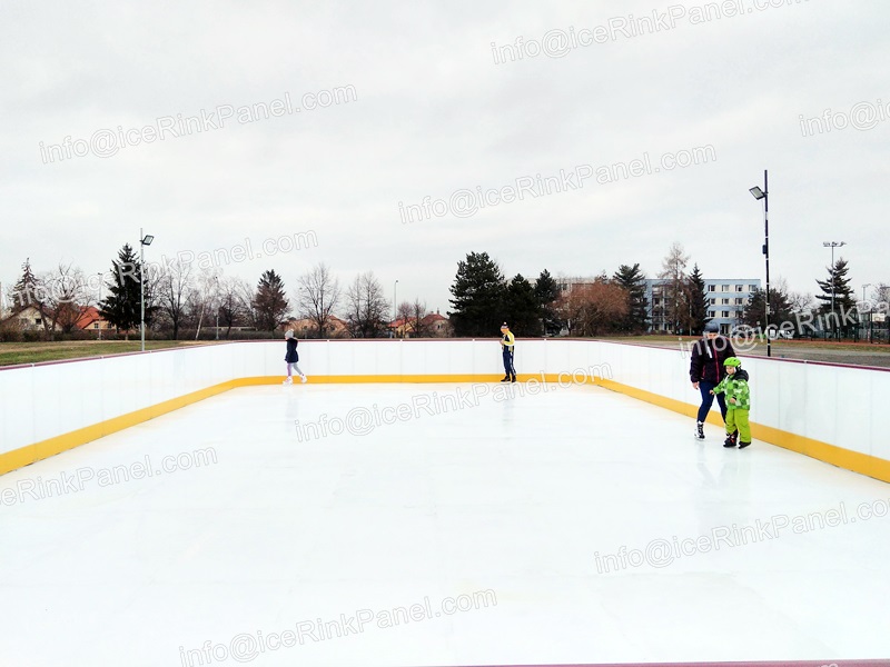 artificial ice skating rink